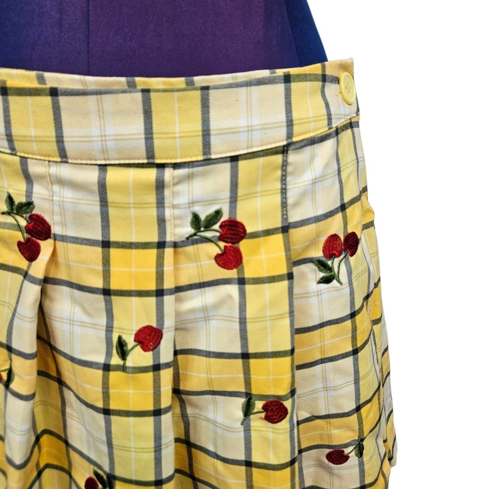 Y2K Forever 21 Yellow Plaid Cherry Embroidered Pleated Mini Skort Women's Medium - Picture 3 of 10